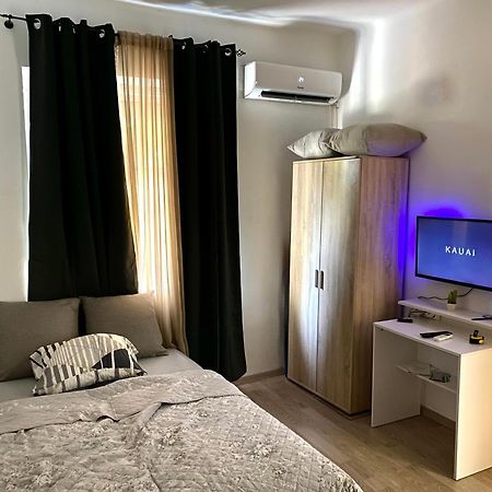 Center Studio Apartment Podgorica Eksteriør billede